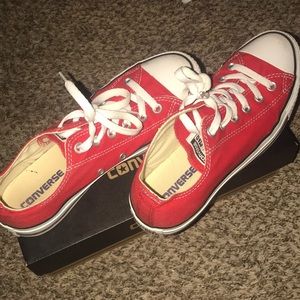 Converse, women 8.5 men 6.5